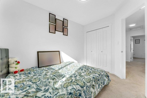 1183 Aster Boulevard Nw, Edmonton, AB - Indoor Photo Showing Bedroom
