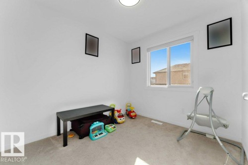 1183 Aster Boulevard Nw, Edmonton, AB - Indoor Photo Showing Other Room