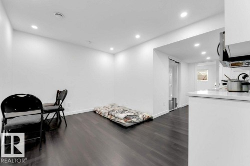 1183 Aster Boulevard Nw, Edmonton, AB - Indoor