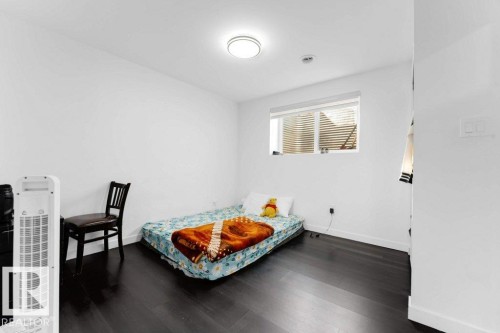 1183 Aster Boulevard Nw, Edmonton, AB - Indoor