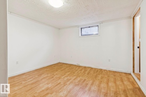 16010 87 Avenue Nw, Edmonton, AB 