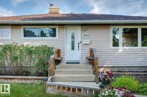 16010 87 Avenue Nw, Edmonton, AB 
