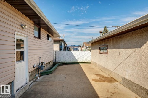 16010 87 Avenue Nw, Edmonton, AB 