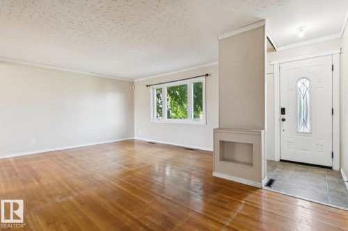 16010 87 Avenue Nw, Edmonton, AB 