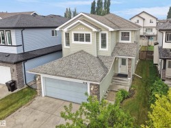 1932 67 Street SW  Edmonton, AB T6X 0L9