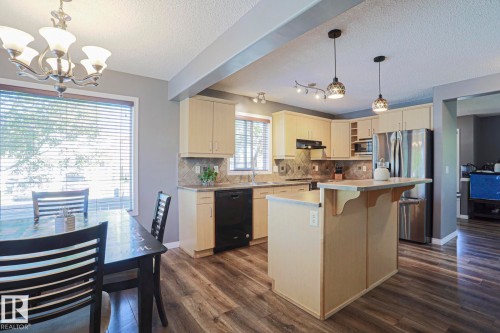 17468 89 Street Nw, Edmonton, AB 