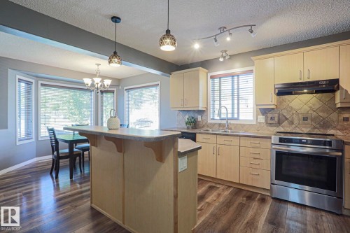 17468 89 Street Nw, Edmonton, AB 