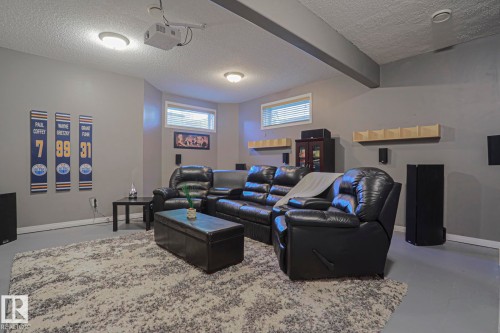 17468 89 Street Nw, Edmonton, AB 
