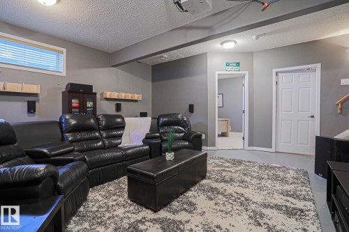 17468 89 Street Nw, Edmonton, AB 