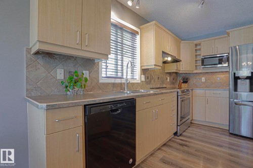 17468 89 Street Nw, Edmonton, AB 