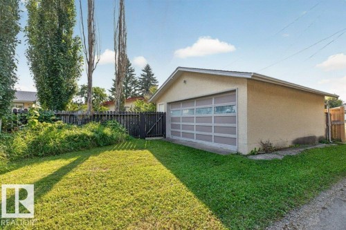 8308 68A Street Nw, Edmonton, AB 
