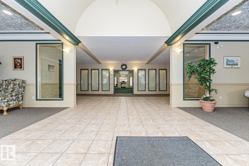 911 Rabbit Hill Road Nw, Edmonton, AB -  Photo Showing Other Room