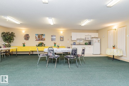 911 Rabbit Hill Road Nw, Edmonton, AB - Indoor Photo Showing Other Room