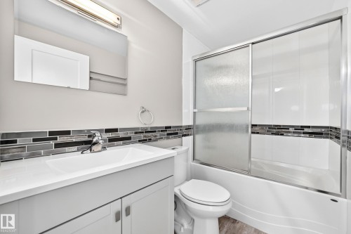 #40 2024 57 St Nw, Edmonton, AB 