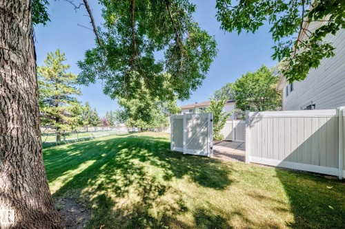 #40 2024 57 St Nw, Edmonton, AB 