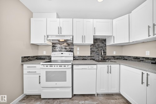 #40 2024 57 St Nw, Edmonton, AB 