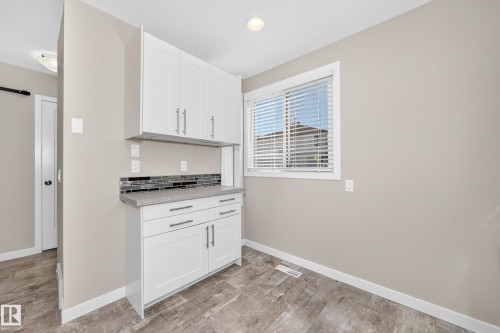 #40 2024 57 St Nw, Edmonton, AB 