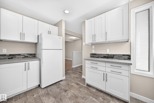 #40 2024 57 St Nw, Edmonton, AB 