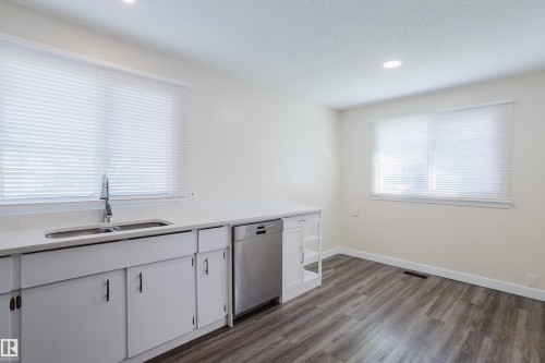 36 Harrow Circle Circle Nw, Edmonton, AB 