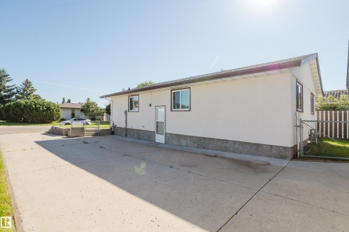 36 Harrow Circle Circle Nw, Edmonton, AB 