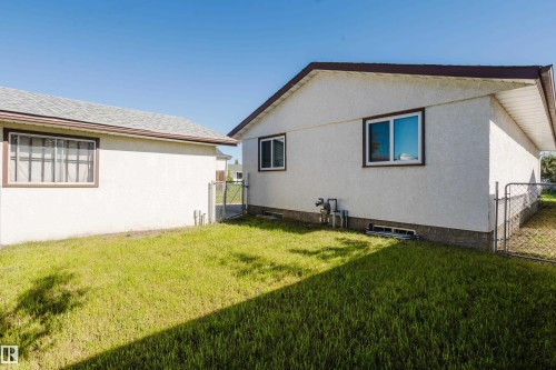 36 Harrow Circle Circle Nw, Edmonton, AB 