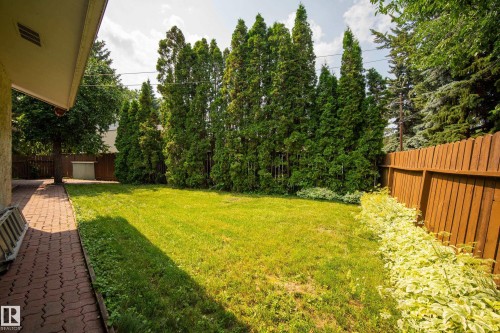 9562 81 Street Nw, Edmonton, AB - Outdoor