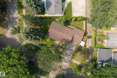 9562 81 Street Nw, Edmonton, AB - Outdoor With View