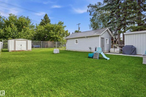 5232 51 Avenue, Mundare, AB 