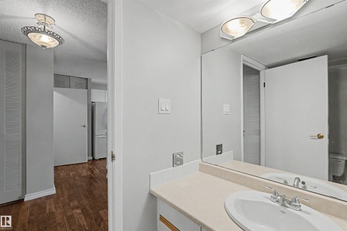 #904 8220 Jasper Av Nw, Edmonton, AB 
