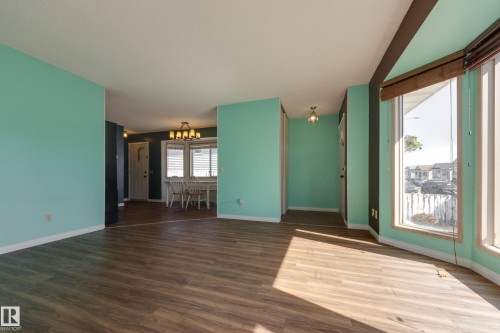 278 Kirkwood Avenue Nw, Edmonton, AB 