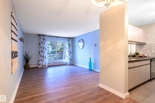#237 10636 120 St Nw, Edmonton, AB - Indoor