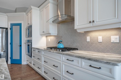 4232 8 Street Nw, Edmonton, AB 