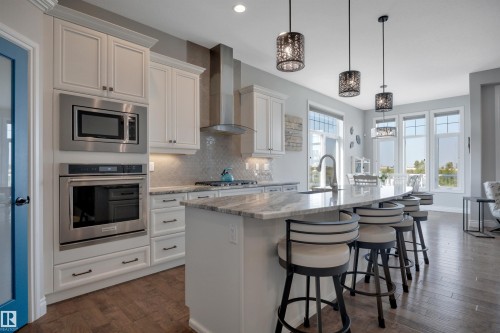 4232 8 Street Nw, Edmonton, AB 
