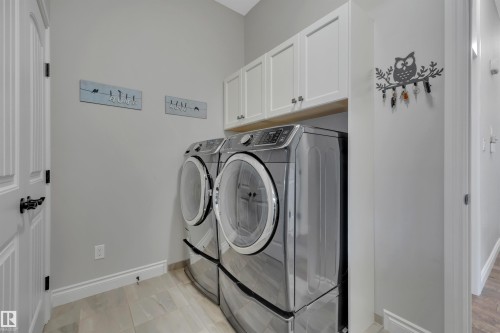 4232 8 Street Nw, Edmonton, AB 