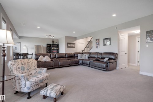 4232 8 Street Nw, Edmonton, AB 