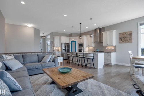 4232 8 Street Nw, Edmonton, AB 