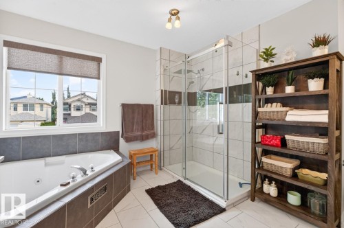 14724 138A Street Nw, Edmonton, AB 