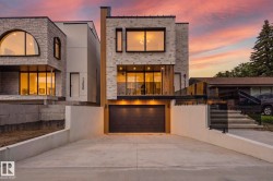 7305A 155 Street NW Edmonton, AB T5R 1V4
