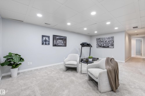 25 Amherst Crescent, St. Albert, AB 