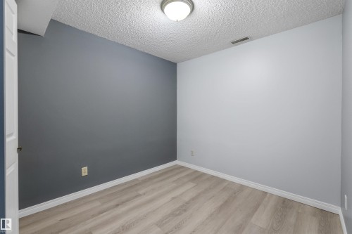 25 Amherst Crescent, St. Albert, AB 