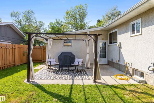 25 Amherst Crescent, St. Albert, AB 