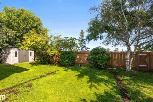 25 Amherst Crescent, St. Albert, AB 