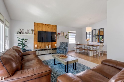 25 Amherst Crescent, St. Albert, AB 
