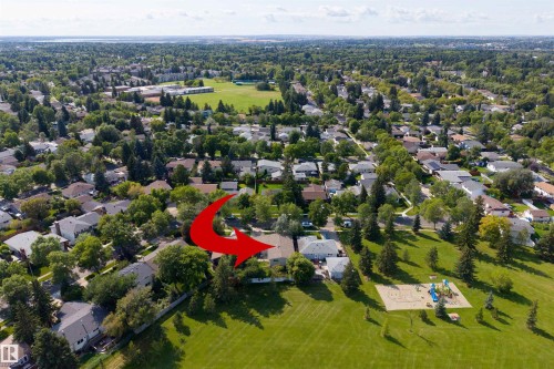 25 Amherst Crescent, St. Albert, AB 