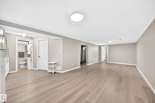 3 Grantham Place, St. Albert, AB 