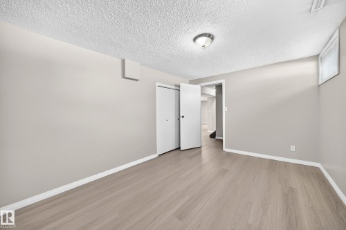 3 Grantham Place, St. Albert, AB 