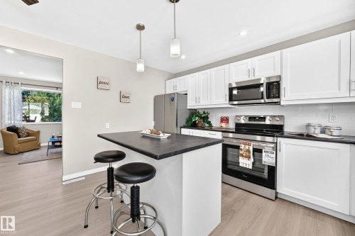 3 Grantham Place, St. Albert, AB 