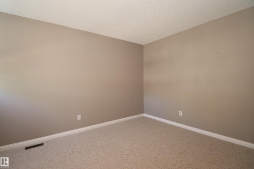 #26 4610 17 Av Nw, Edmonton, AB 
