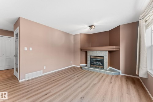 11544 167A Avenue Nw, Edmonton, AB 