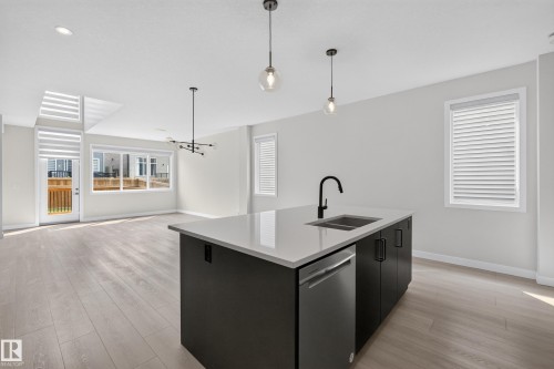 4872 Kinney Road Sw, Edmonton, AB 